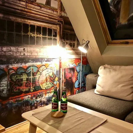 شقة Rolna Cube27 *